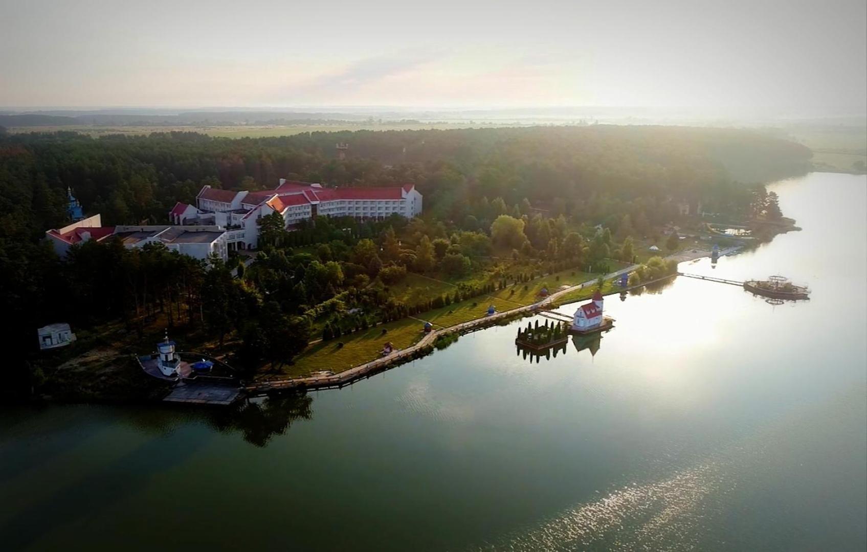 Санаторій Червона Калина Zhobryn Exterior photo